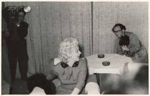 [picture of Marilyn Monroe, click for larger version]